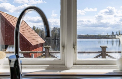 Hamneda Ski Chalet | Cottage with a view of Hängasjön | SE06014