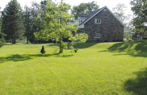 Bromont House | Cottage with unbeatable view