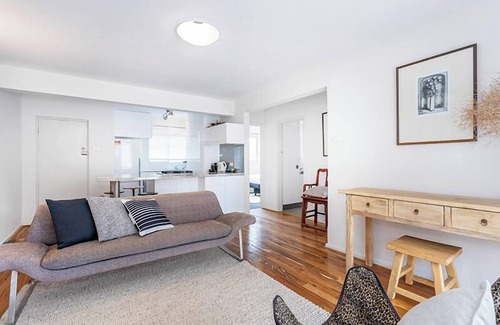 Cottesloe Apartment | Cottesloe Seadragon Apartment - Executive Escapes