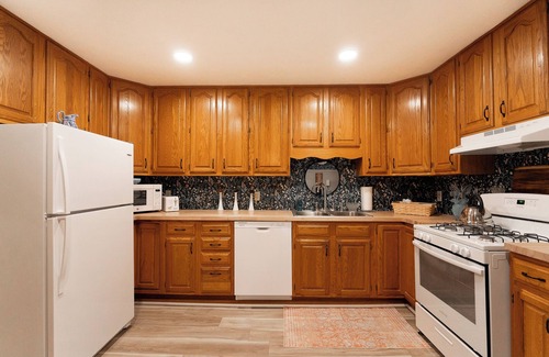 Indianapolis House | Country Charm, City Convenience