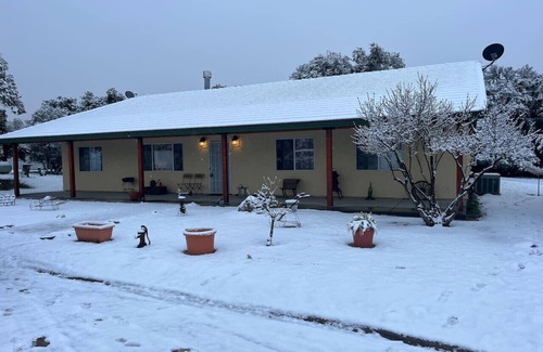 Ranchita House | Country Cowboy Hot Tub Home on 20 Acres