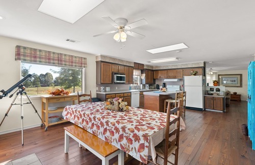 Dover House | Country Farm House in the Ozark Mountains