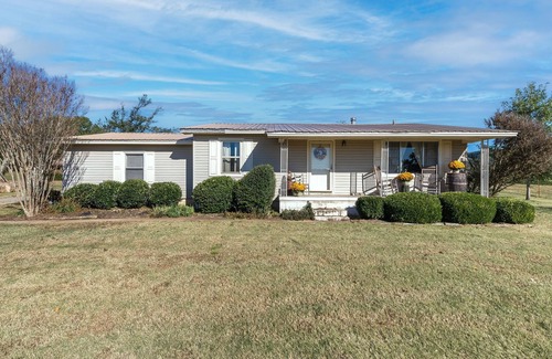 Dover House | Country Farm House in the Ozark Mountains