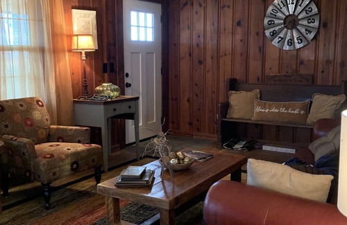 Gordonville House | Country farm house