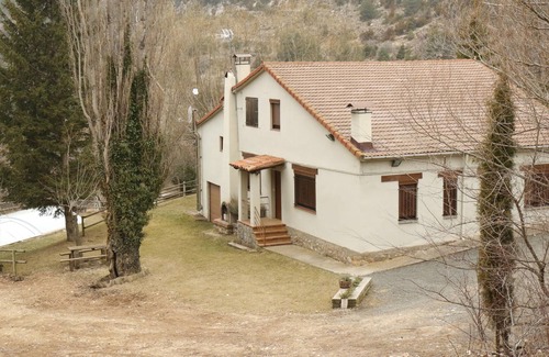 Oden Villa | Country House "Cal Pastor 12 pax" with Mountain View, Pool, Wi-Fi, Terrace & Garden