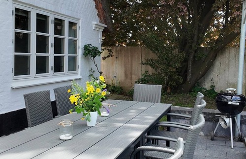 Kosel House | Country house to the old chestnut in Bohnert