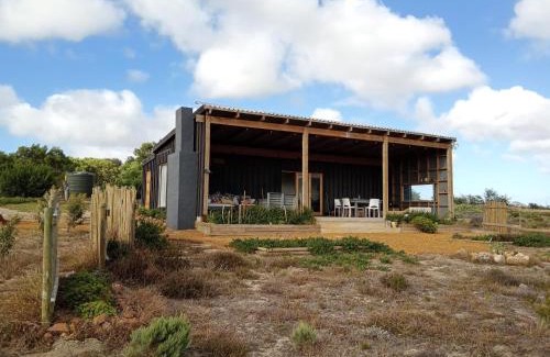 Baardskeerdersbos House | Countryside Container Home