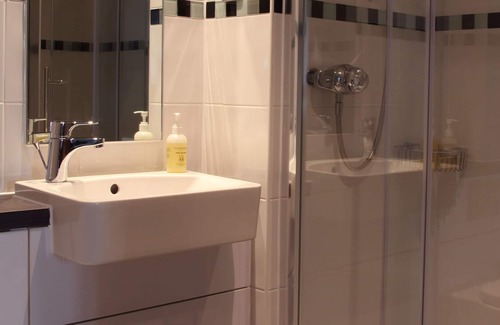 Truro Hotel | County Arms