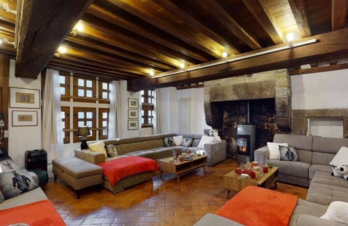 Villedieu-les-Poeles Cottage | Cour du paradis 8 pers : billiards, baby, 30 min sea
