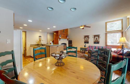 Vail House | Courtside 23 - Spacious East Vail Townhome