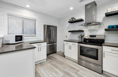St. Simons Island House | Courtside Villas 865