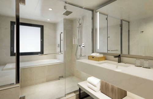 Ginza Hotel | Courtyard by Marriott Tokyo Ginza Hotel