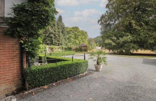 Little Stretton House | Courtyard Cottage