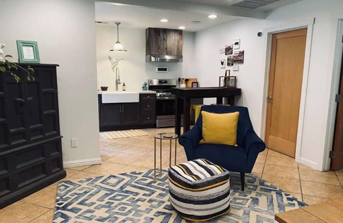Temecula Cottage | Courtyard Cottage near Temecula Wine Country