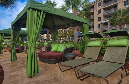Palmetto Dunes Resort | Courtyard View - 2 Bedroom - Marriott's Barony Beach Club - Full Resort Access