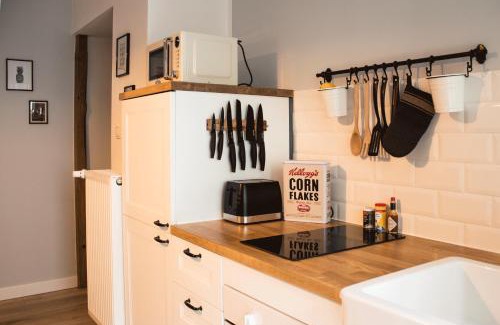 Kaiserslautern Apartment | COZEE - Gemütliches 2,5-Zimmer Apartment mit Netflix
