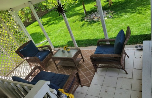 Morrill Apartment | cozey 2 bedroom basement apartment, comfortably located in center Morrill Ne.