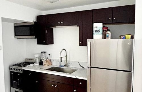 Ocean Beach Apartment | Cozy 1 Bdrm Apartment + Parking (Crab)