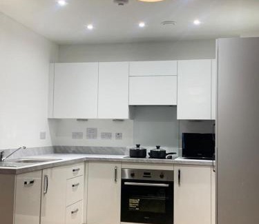 West Thurrock Apartment | Cozy 1 bed flat close to Lakeside shopping centre