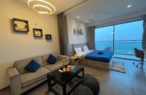 Noida Apartment | Cozy 1-bedroom apartment in Noida with AC, WiFi & Majestic City View