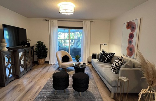 Redlands Condo | Cozy 1-bedroom guest house in enjoyable Redlands with AC, WiFi, outdoor patio.