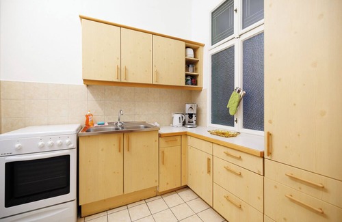 Josefstadt Apartment | Cozy 1-room apartment near AKH, subway station opposite