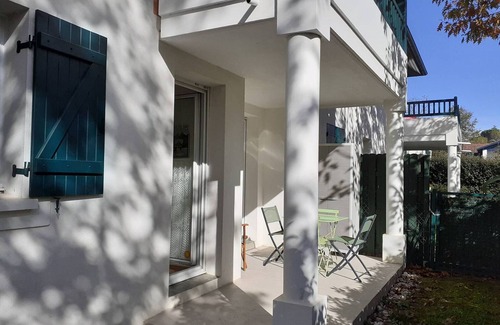 Cambo-les-Bains Apartment | Cozy 1BR Apartment with Pool Access, Near Thermes, Sleeps 4, Parking, Wi-Fi