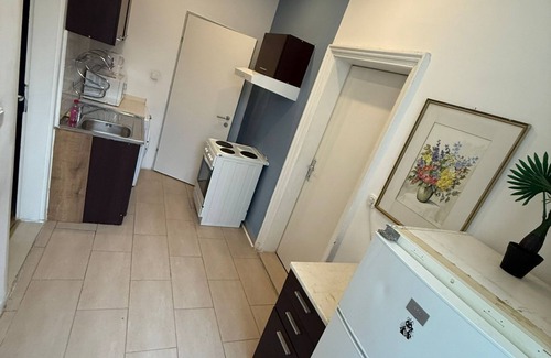 Rudolfsheim-Funfhaus Apartment | Cozy 1BR Apt with LR Vienna Location