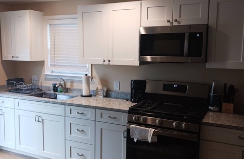Cape May - Wildwood Cottage | Cozy 2 bed, 1 full bath private cottage, 10 min. walk to Wildwood beach & boards