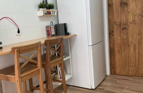 Jaca Apartment | Cozy 2-Bed Apt in Jaca with Terrace and Parking, 10 min Walk to Center