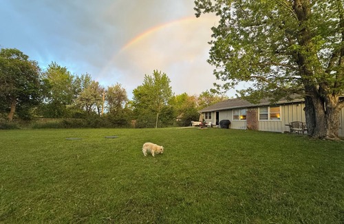 Lafayette House | Cozy 2 BR on 1 Acre Horse Property