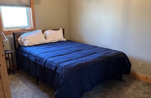 Watertown Cabin | Cozy 2-Story Cabin on Beautiful Lake Kampeska