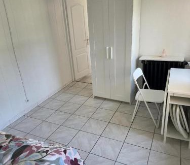 Fresnes Apartment | Cozy 29 m appartement