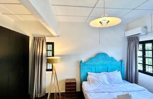 SS 2 Apartment | Cozy 2BR Family Homestay in Shared Bungalow SS2 Petaling Jaya