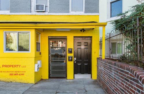 Bloomingdale Apartment | Cozy 2BR Family Stay at Washington DC with Free Parking