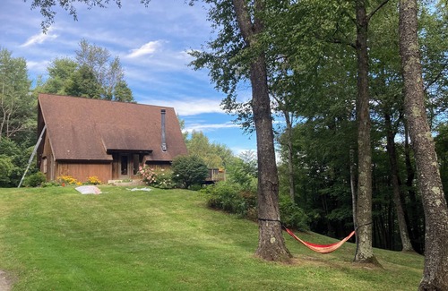 Canaan Ski Chalet | Cozy 3-bedroom chalet with mountain views