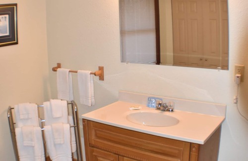 Stahlstown Cabin | Cozy 3 bedroom suite with living room. Close to hiking trails, ski resorts and family parks!