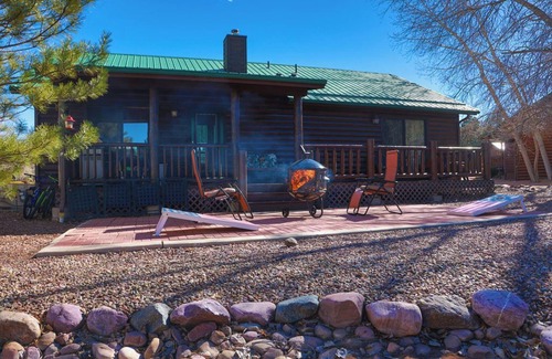 Heber Cabin | Cozy 3B/2B Cabin @ Bison Ranch