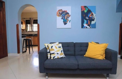 Bukoto Condo | Cozy 3BR, Fast WiFi, Near Metroplex Mall, Parking