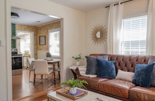 Lynchburg House | Cozy 3BR Home | KING Bed | ONLY 8-Min to LU!