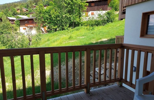 Valmorel Apartment | Cozy 4* ski-in/ski-out apartment with balcony and parking in Valmorel