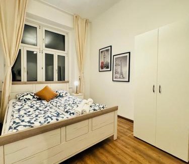 Liesing Apartment | Cozy 5 BR Shared Apartment for 10P 10-Min to Kaufpark Alterlaa