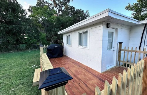 Holly Hill House | Cozy - 6 guest-Near the Beachn