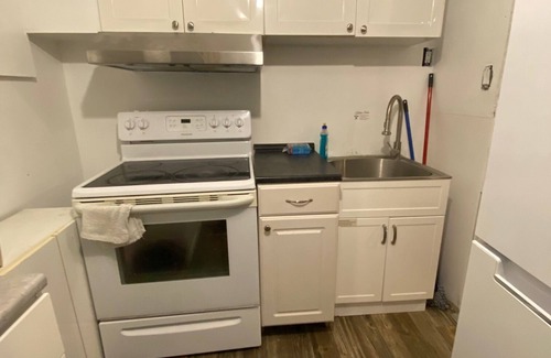 Bramalea Apartment | Cozy and Beautiful Basement ApartmentnExcellent for one person or small family.