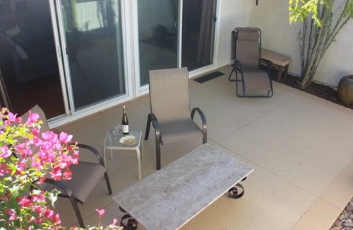 Palm Desert Condo | Cozy and Clean Kings Court Hideaway!