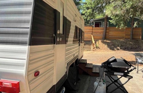 White Salmon House | Cozy and comfortable camper, minutes from downtown White Salmon