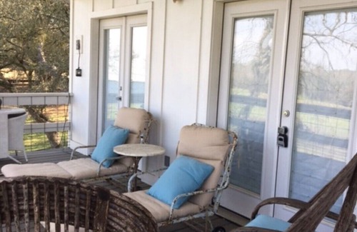 Burton House | Cozy and comfortable one bedroom with kitchen and with pasture view.