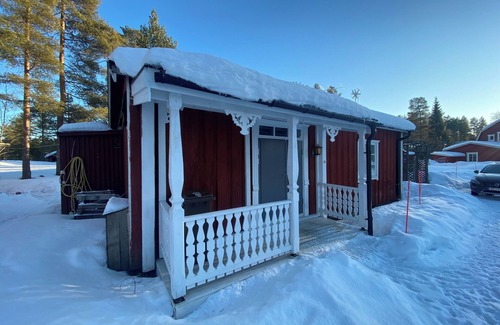 Umea House | Cozy and rustic one-room house 7 km from Umeå city center