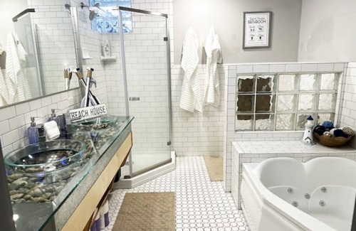 Twin Falls House | Cozy and Stylish in Central City