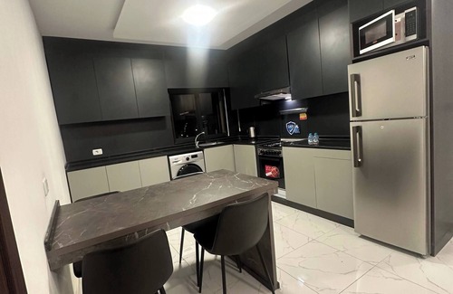 Suwailih Apartment | Cozy and Tranquil Rooftop Near Al Services 23